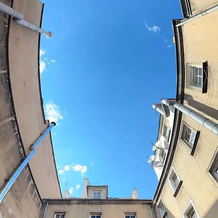 Klimatyczna Kawalerka Na Rynku Apartament