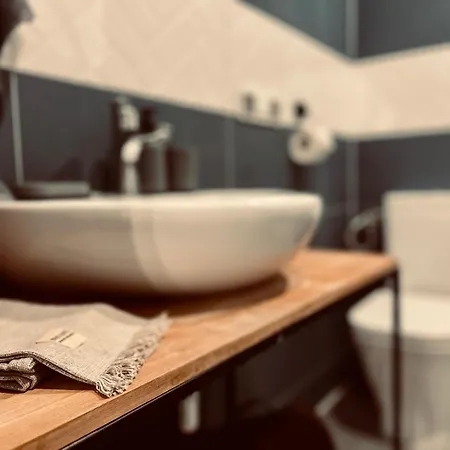 Apartament Klimatyczna Kawalerka Na Rynku *
