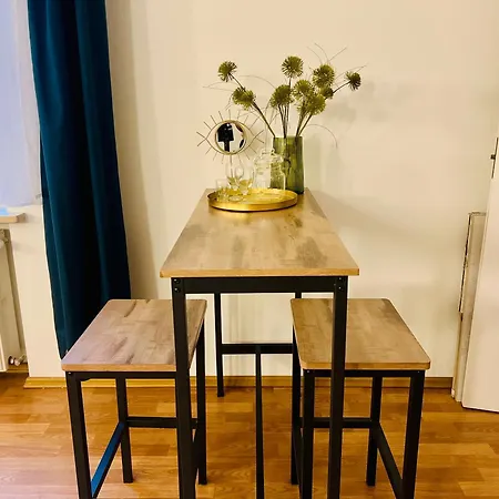 Klimatyczna Kawalerka Na Rynku *